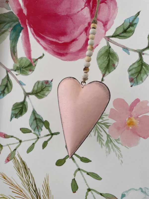 Lavida hanging pink heart